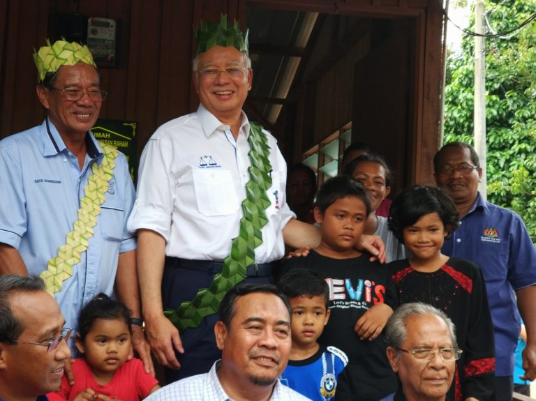 JAKOA najib at pahang orang asli - New Mandala